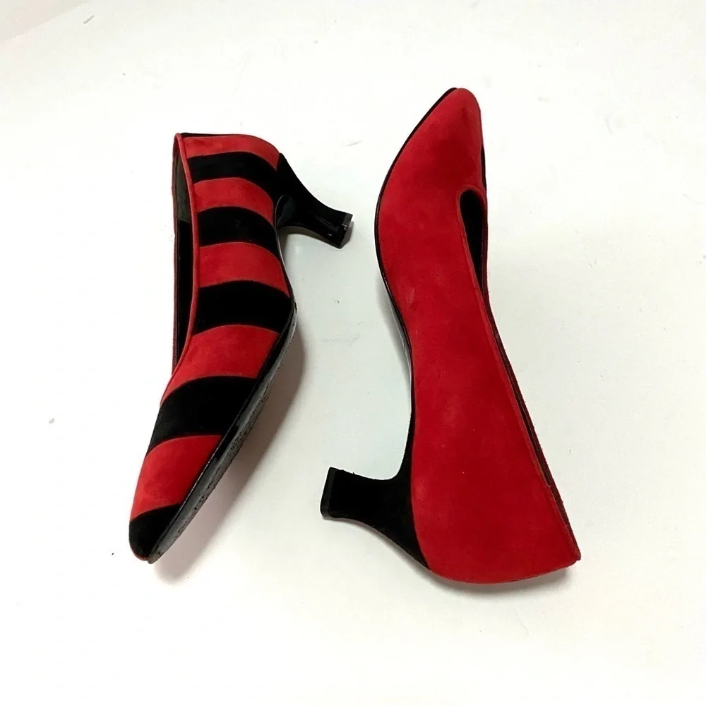 Vintage Bruno Magli Italian Black Red Suede Kitten Heel Pumps Shoes Size 7AA Y2K